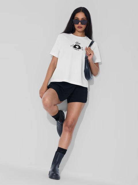 Textured Kung Fu Panda Peace Women Relaxed Fit T-Shirts