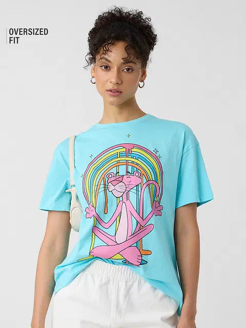 Chilling Women Oversized T-Shirts