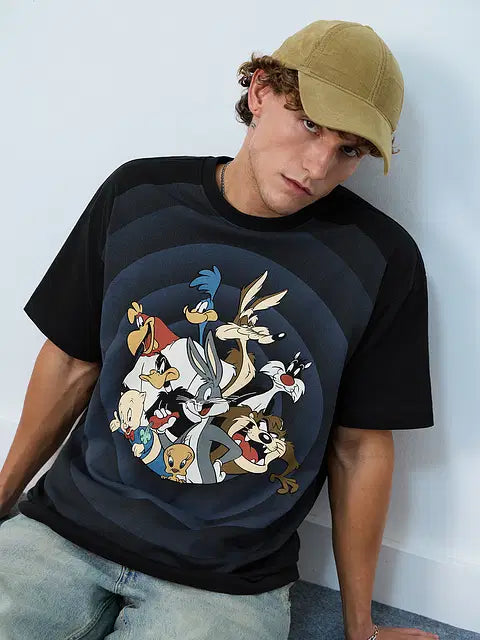 Looney Tunes Going In Circles Oversized T-Shirts