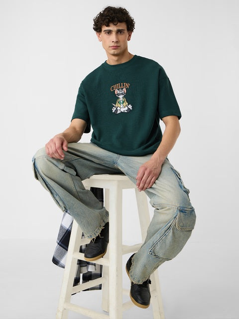 Tom & Jerry Chillin' Oversized T-Shirts