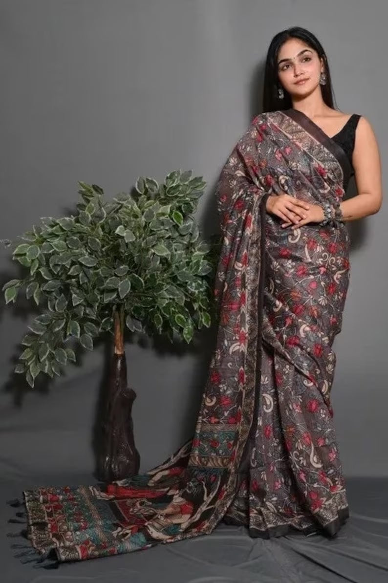 Soft Lichi Silk Saree With Unstitched Blouse