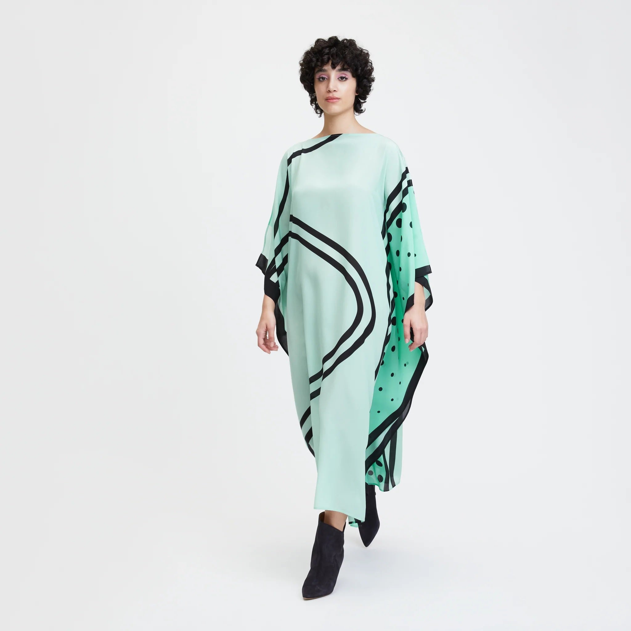 Women's Soft French Moss Kaftan - Comfortable and Chic for Casual Wear