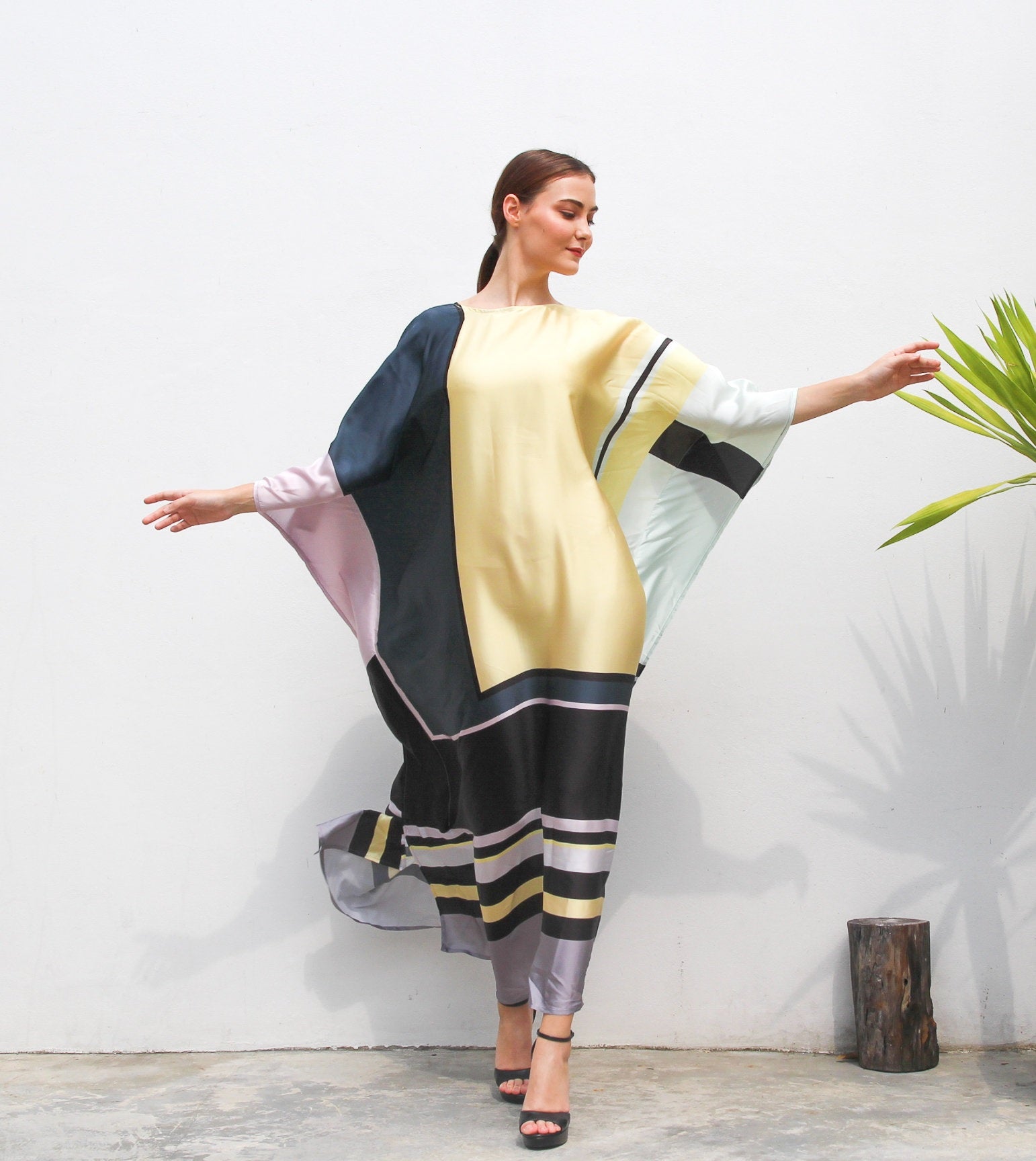 Luxurious Satin Silk Kaftan - Soft, Elegant, and Comfortable Caftan For Women's