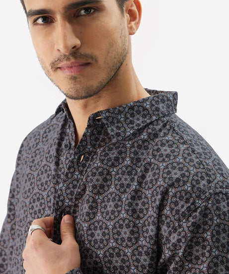 Hortensia Men Relaxed Shirts