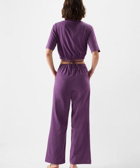 Solids Plum Women Cropped Shirts