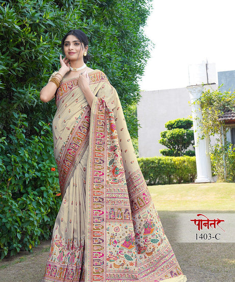 Women's Soft Pure Silk Beautifull Traditional Wear Sari With Blouse