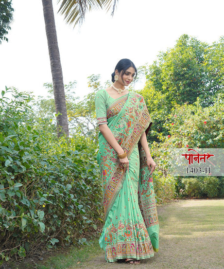 Women's Soft Pure Silk Beautifull Traditional Wear Sari With Blouse