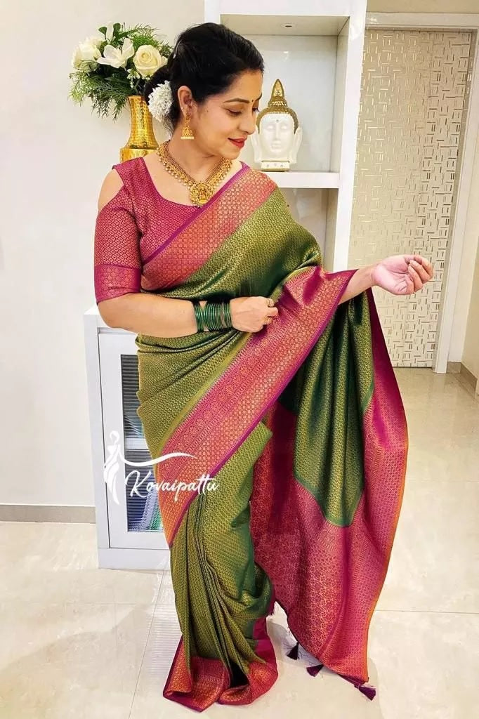 Soft Lichi Silk & Jacquard Work Saree With Blouse
