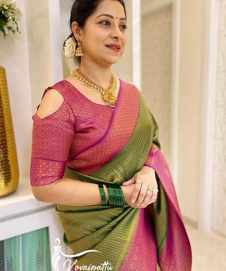 Soft Lichi Silk & Jacquard Work Saree With Blouse