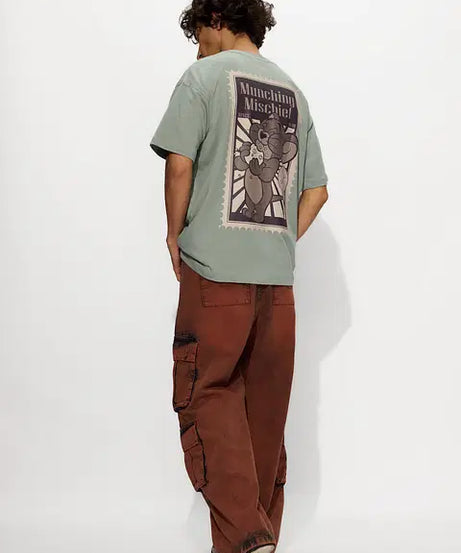 Tom & Jerry: Munching Mischief Oversized T-Shirts