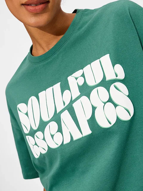 Escapes Women Oversized T-Shirts