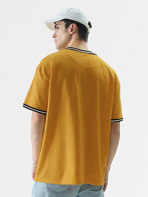 Garfield: Clingy Oversized T-Shirts