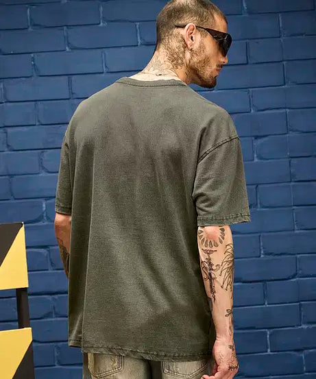 Dungeons & Dragons Dice Give & Take Oversized T-Shirts