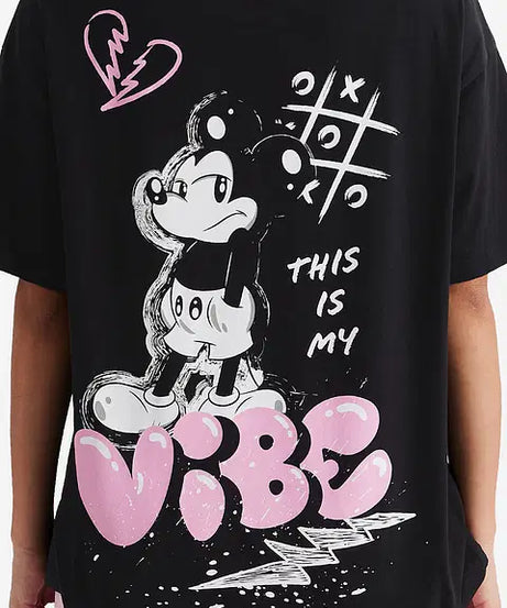 Graffiti Women Oversized T-Shirts