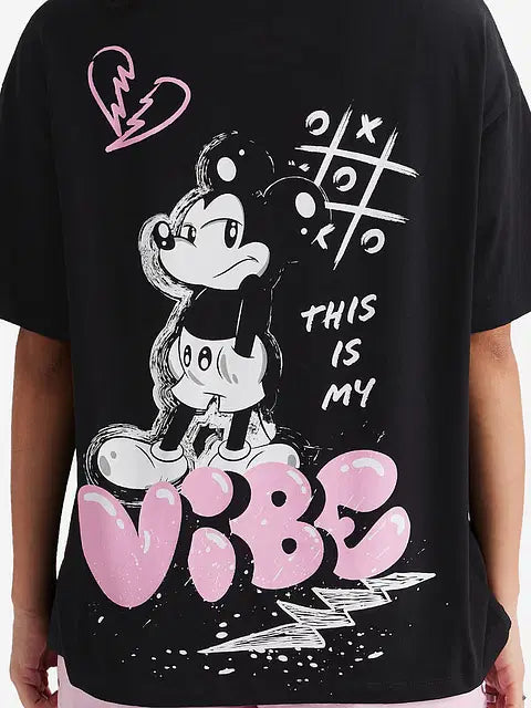 Graffiti Women Oversized T-Shirts