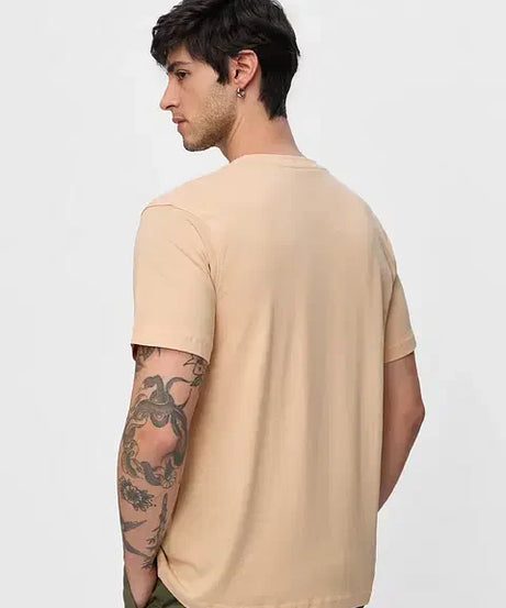 Peanuts: Airplane Mode On T-Shirts