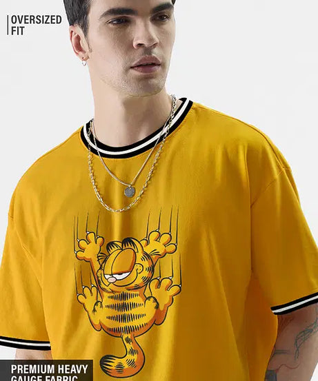 Garfield: Clingy Oversized T-Shirts