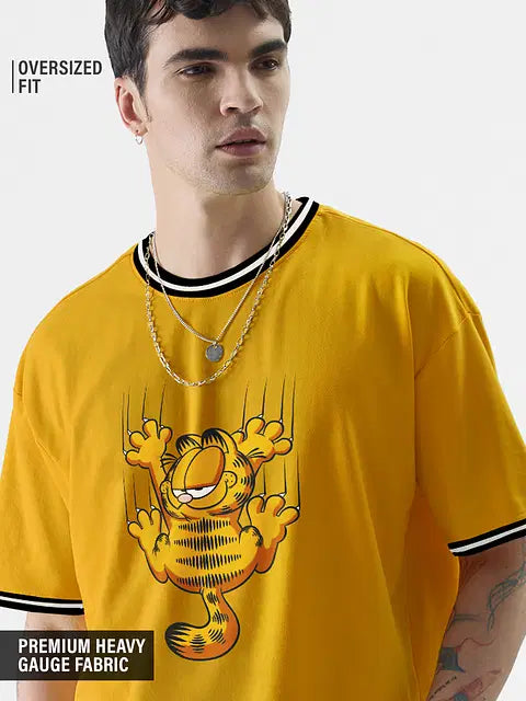 Garfield: Clingy Oversized T-Shirts