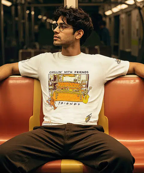 F.R.I.E.N.D.S: Chillin' T-Shirts