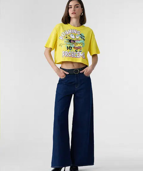 Running Away Women Oversized Cropped T-Shirts