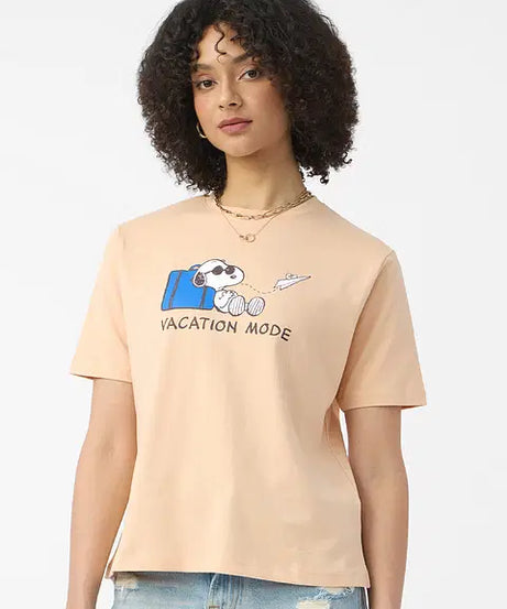 Peanuts Vacation Mode Women Relaxed Fit T-Shirts
