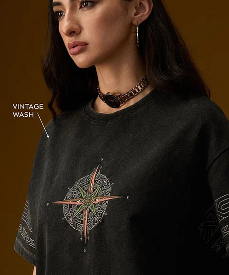 Nomad Compass Women Oversized T-Shirts
