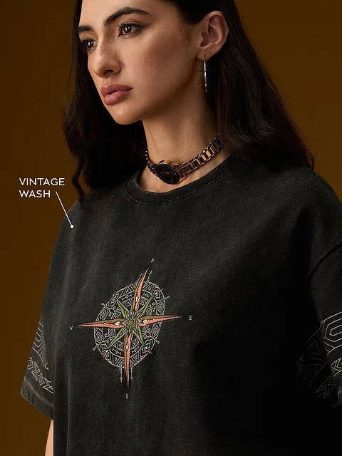 Nomad Compass Women Oversized T-Shirts