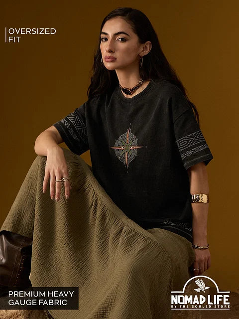 Nomad Compass Women Oversized T-Shirts