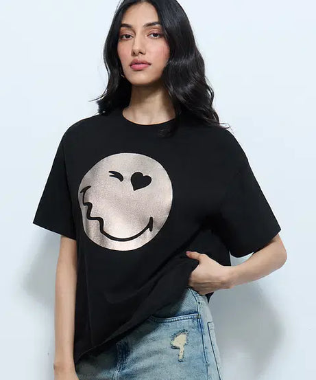 Smiley Glitter Getter Women Oversized T-Shirts
