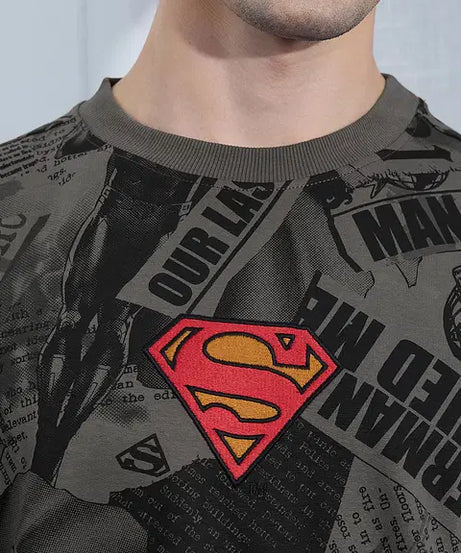 Superman In The News Oversized T-Shirts