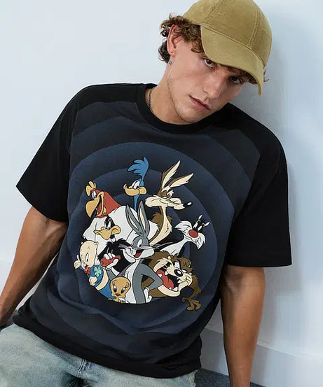 Looney Tunes Going In Circles Oversized T-Shirts