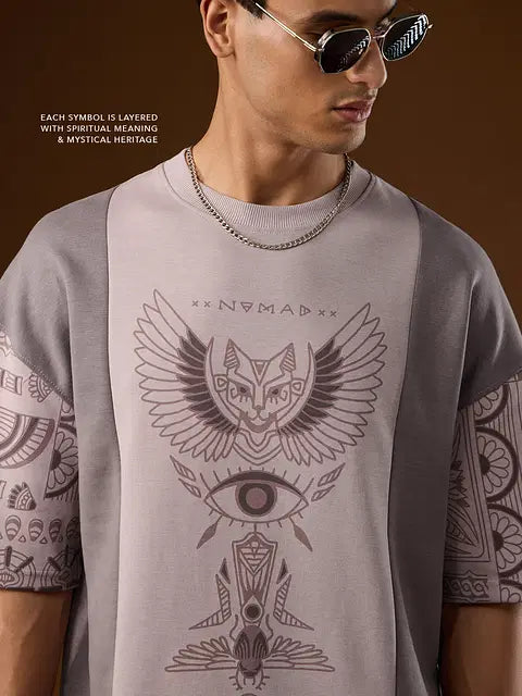 Nomad: Eye of Horus Super Oversized T-Shirts