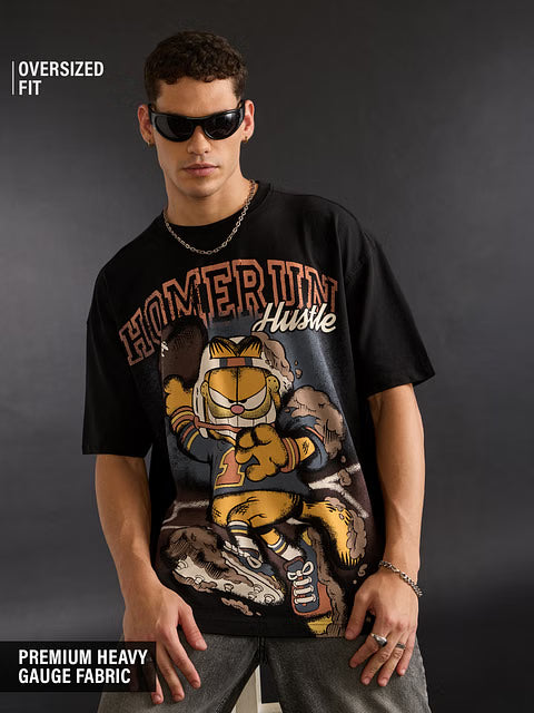 Garfield Homerun Oversized T-Shirts