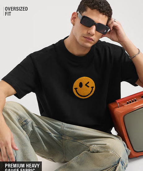 S.W.SMILEY Winkle Oversized T-Shirts