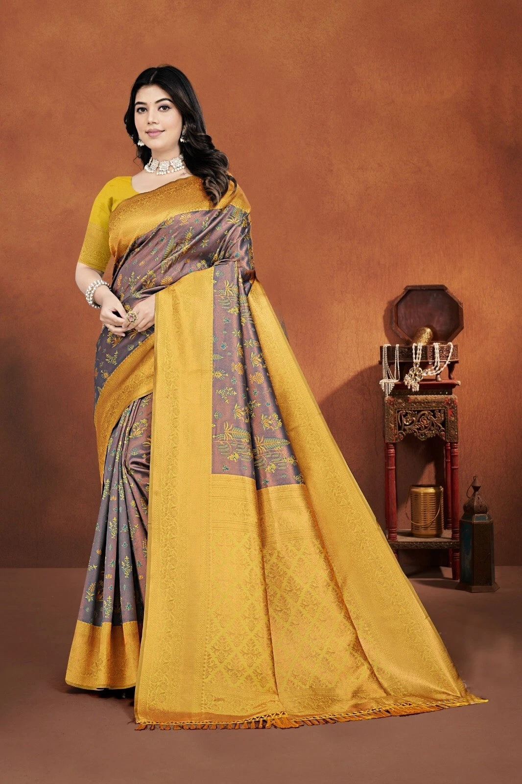 Premium Pure Zari Silk Beautiful Traditional Saree With Blouse