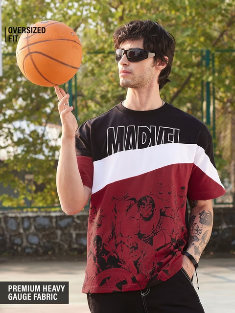 Avengers The Heroes Oversized T-Shirts