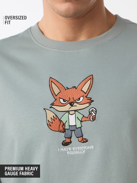 Oversized Hating Fox Oversized T-Shirts