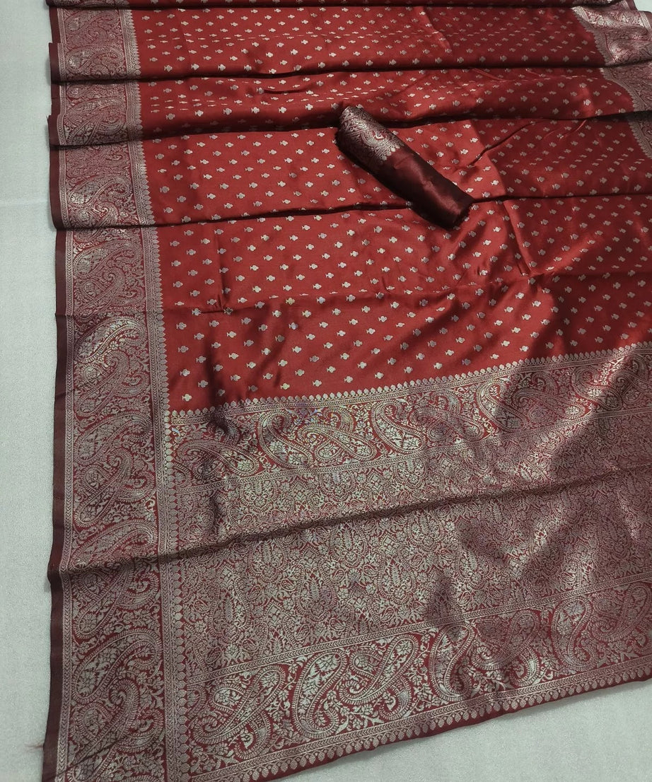 Pure Banarasi Silk Saree with Rich Pallu and Blouse Piece
