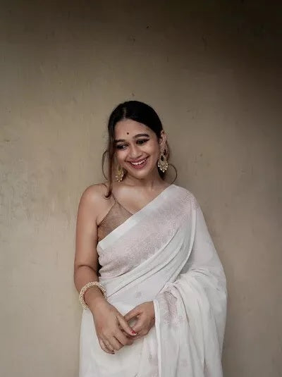 Women's Classic Indian Banarasi Soft Silk Saree With Blouse