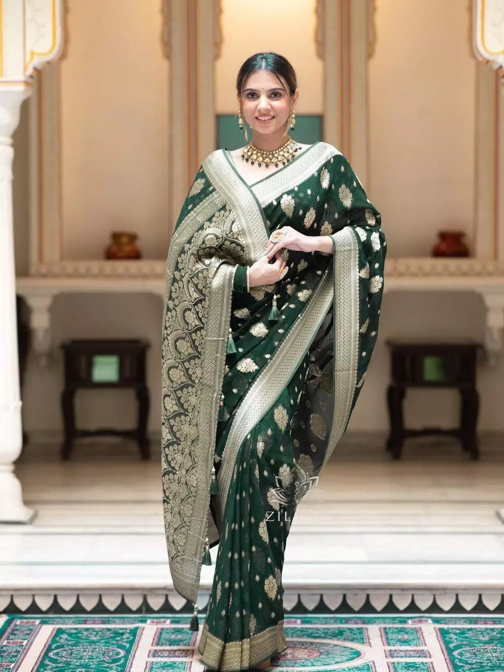 Women's Traditional Banarasi Soft Silk Saree & Blouse