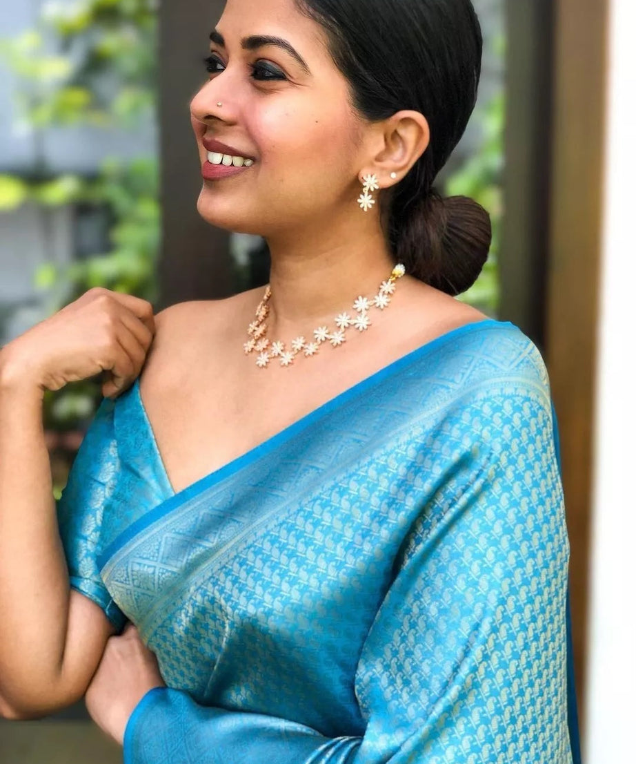 Soft Lichi Silk Cloth Saree With Blouse