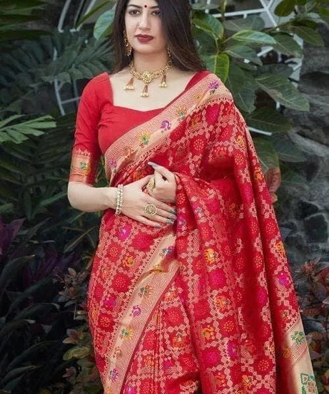 Festive Banarasi Silk Saree with Contrasting Border and Pallu Sari & Blouse