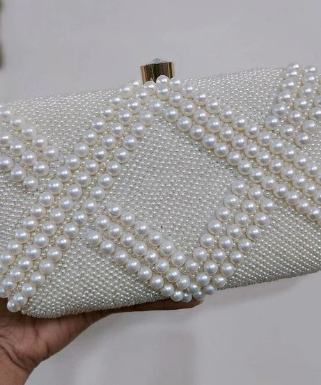White Pearl Work Beads Clutch