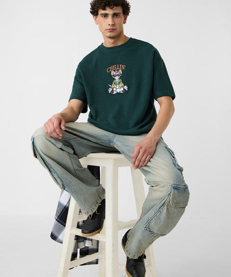 Tom & Jerry  Chillin' Oversized T-Shirts