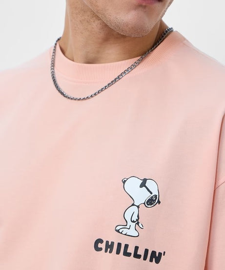 Peanuts Chillin Oversized T-Shirts