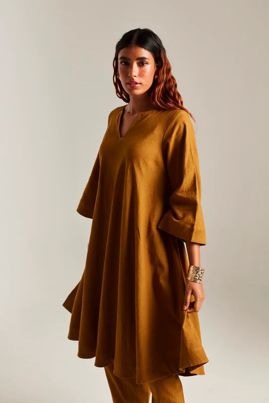 Co-Linen Pheran Kurta Set