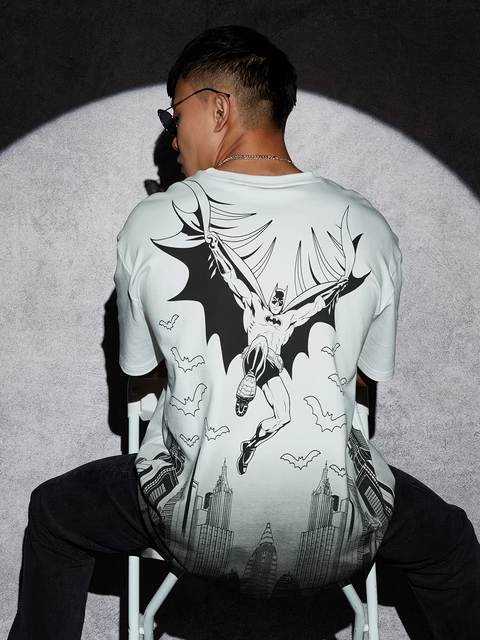 Batman Saviour Oversized T-Shirts