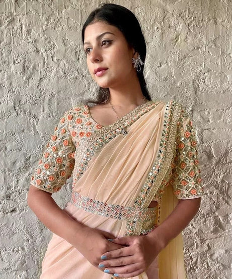 Faux Georgette Classic Traditional Look Saree & Blouse