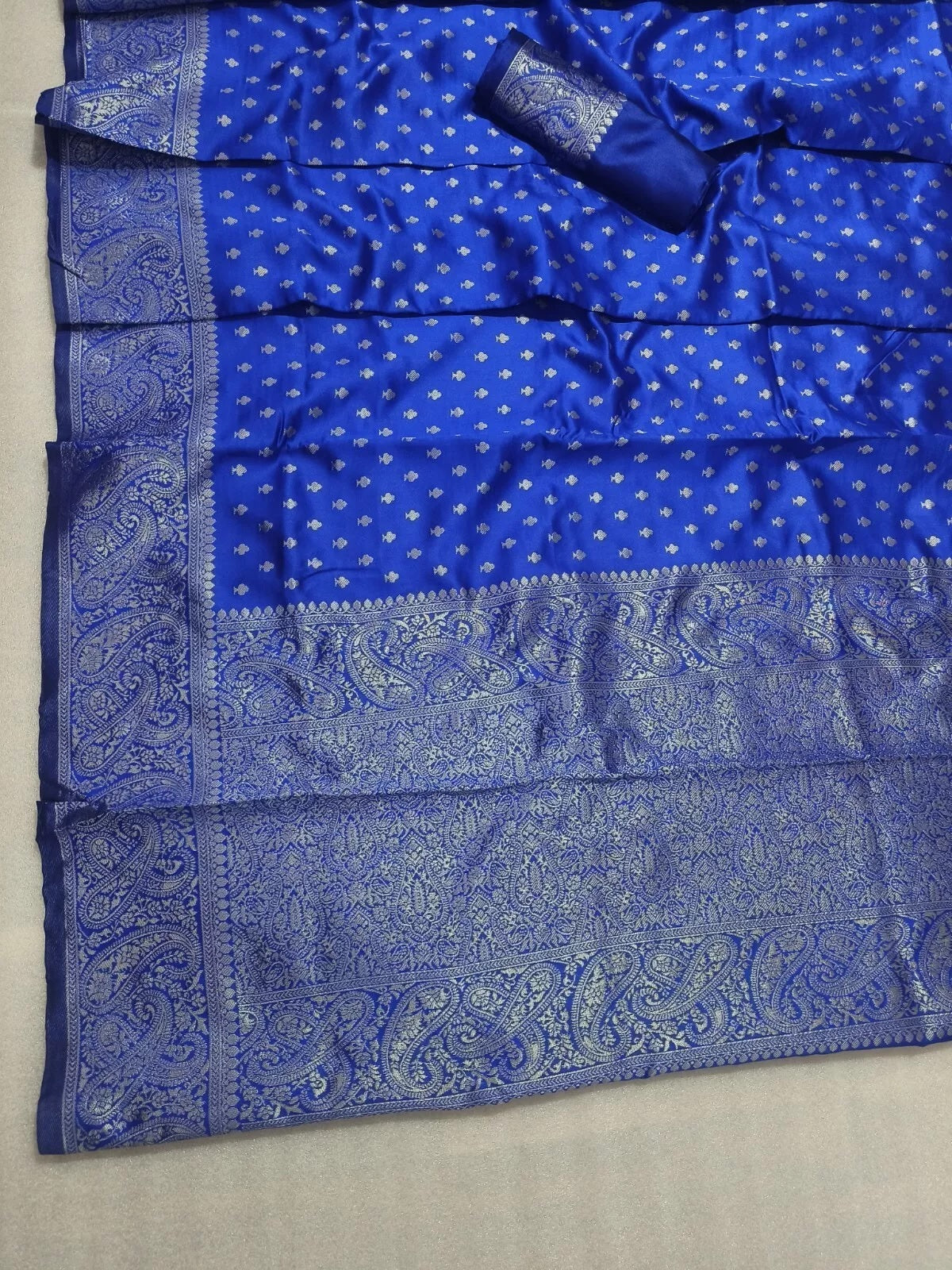Pure Banarasi Silk Saree with Rich Pallu and Blouse Piece