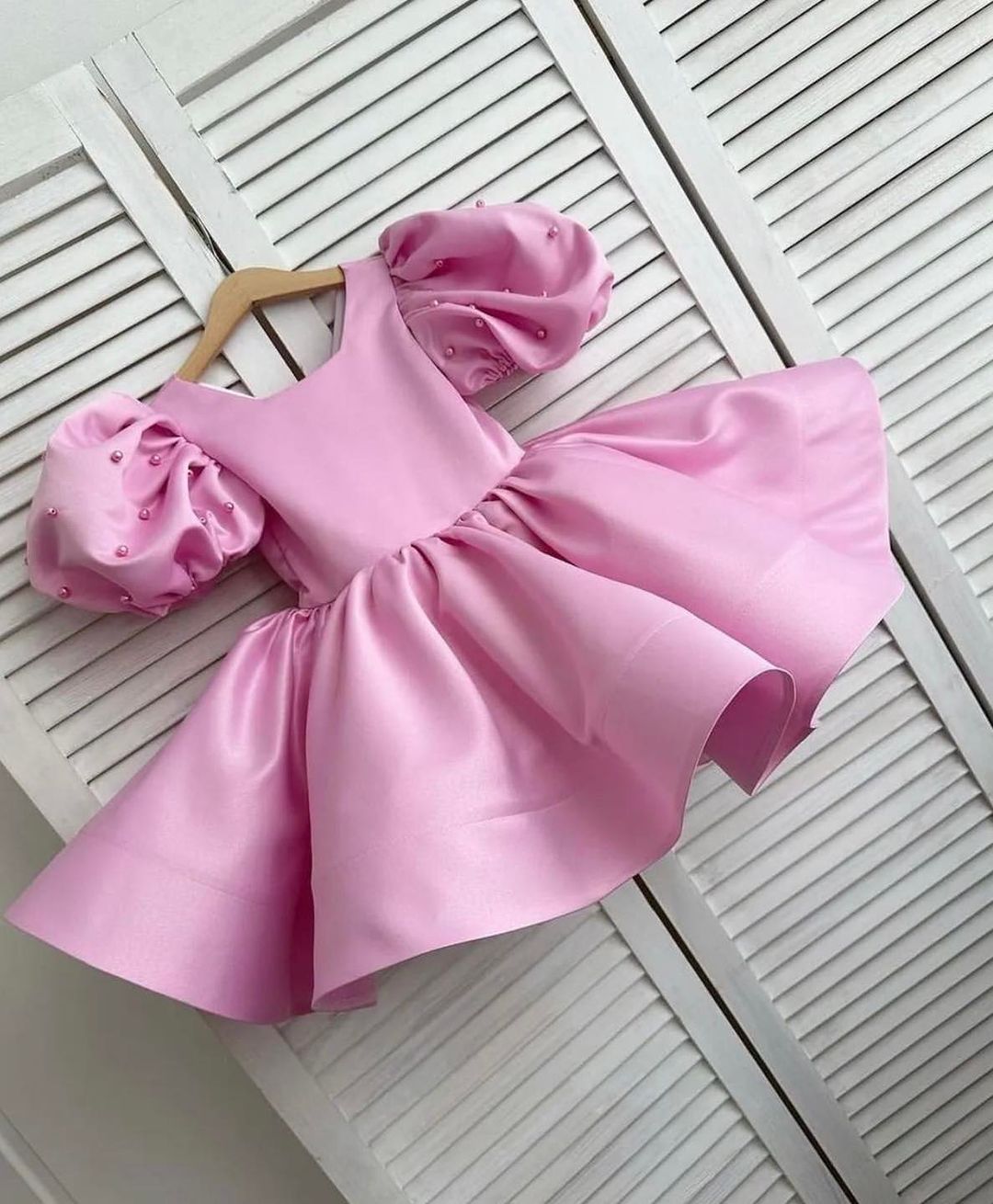 Baby girl pink dress with puff pearls sleeves